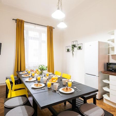 Gorazdova Apartments Прага Екстериор снимка